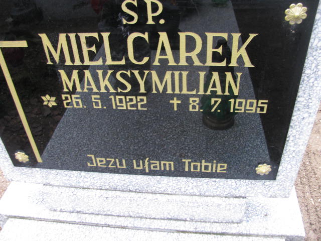 Maksymilian Mielcarek 1922 Chodzież - Grobonet - Wyszukiwarka osób pochowanych